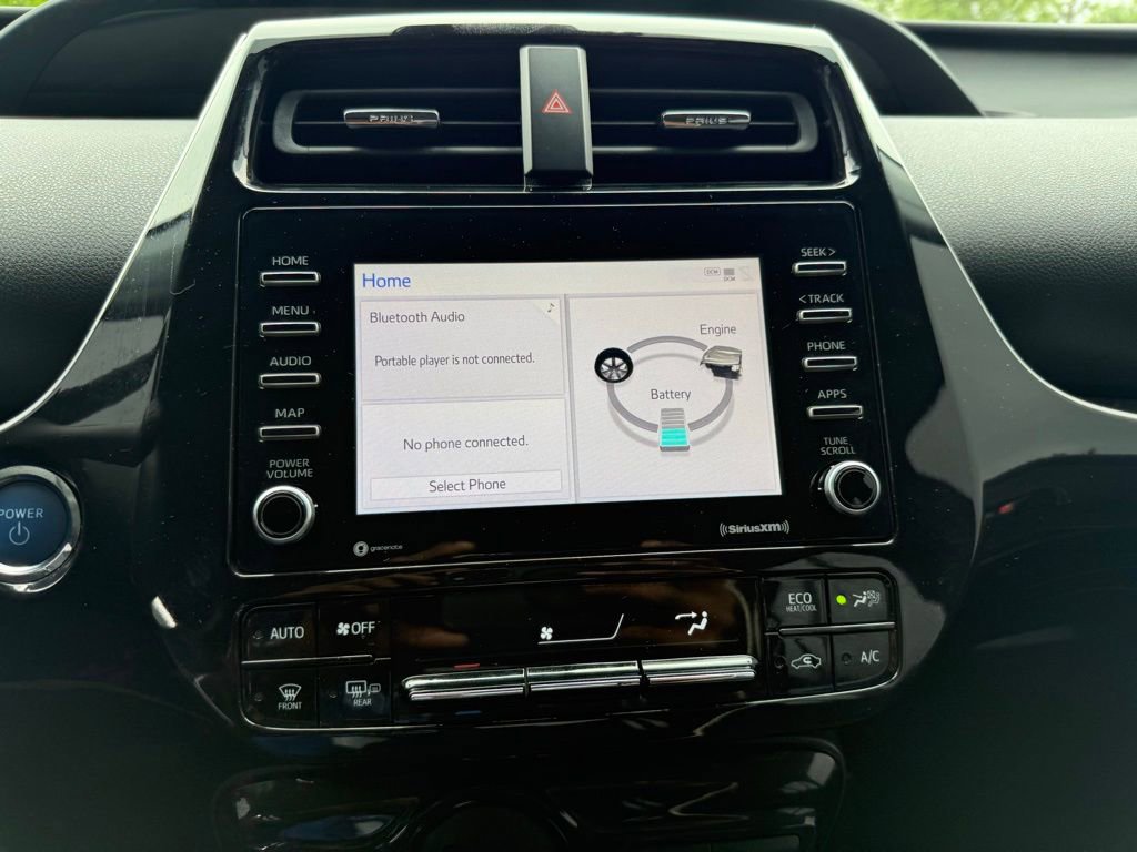 Used 2022 Toyota Prius FWD image 23