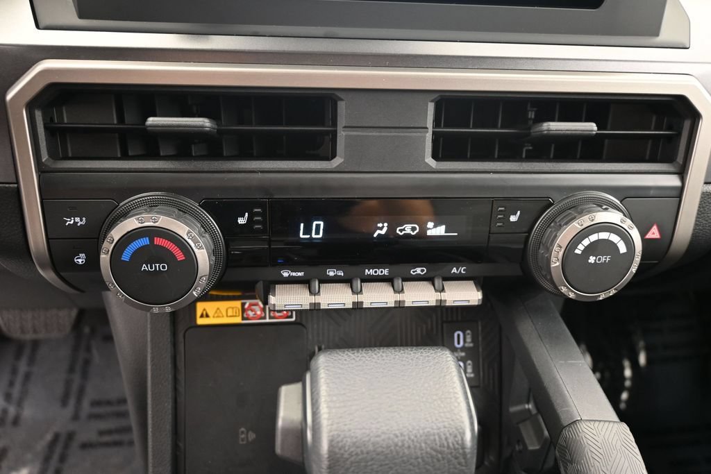 Used 2025 Toyota 4Runner TRD Off-Road AWD/4WD image 29