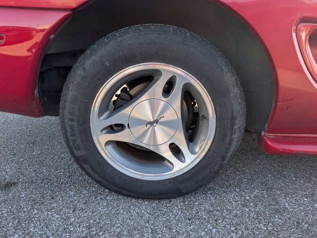 Used 1997 Ford Mustang Convertible image 18