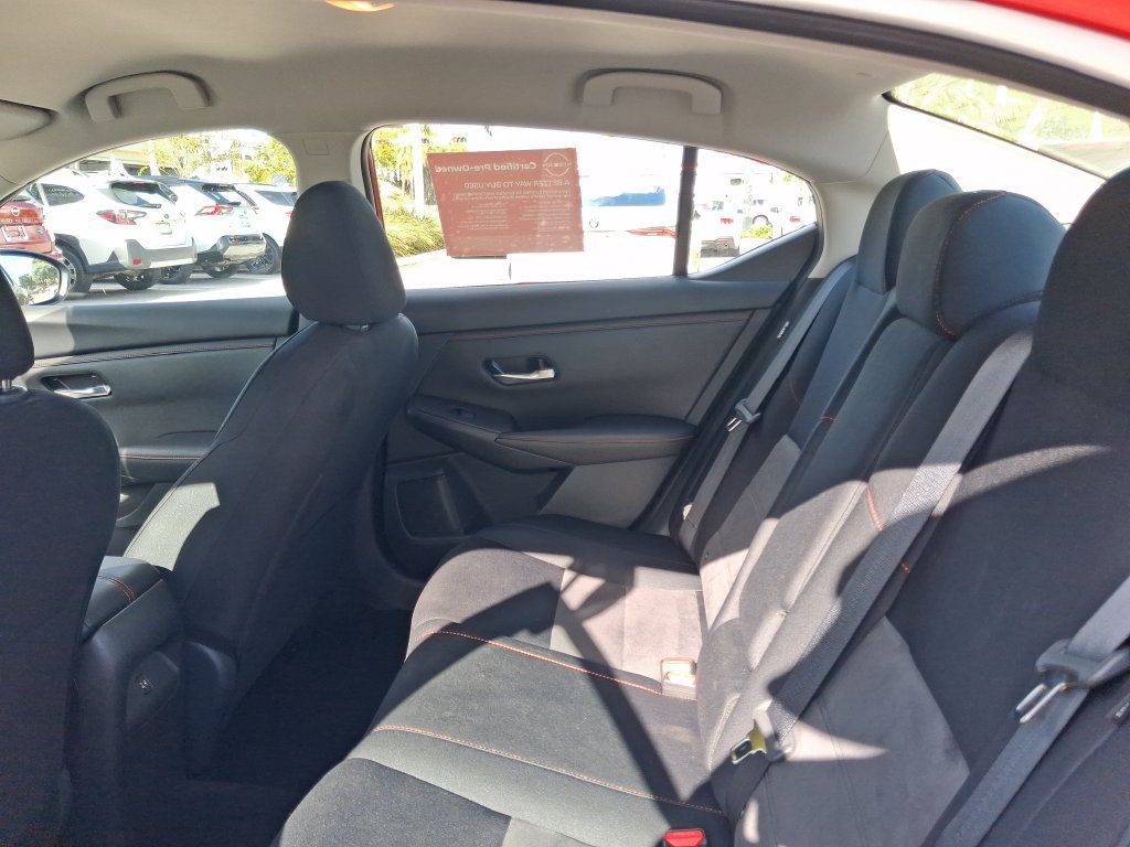 Certified 2025 Nissan Sentra SR FWD image 15