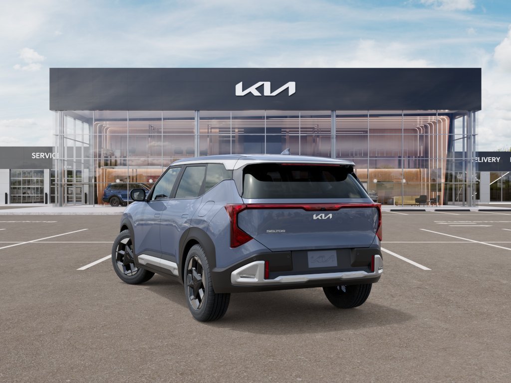New 2027 Kia Seltos S FWD image 4