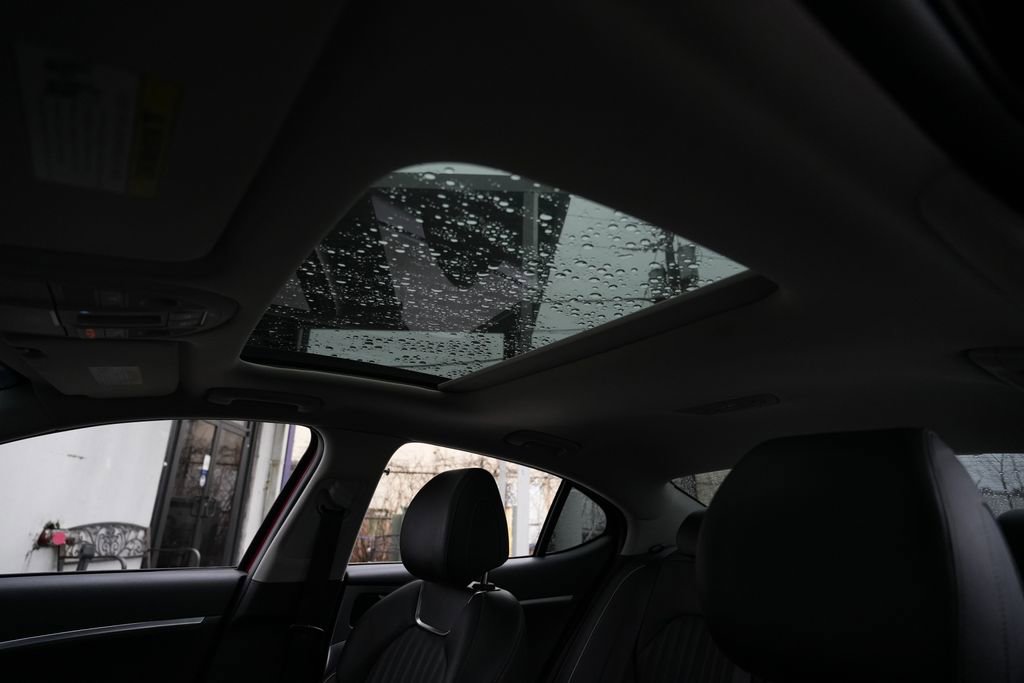 Used 2020 Genesis G70 2.0T w/ Elite Package image 16