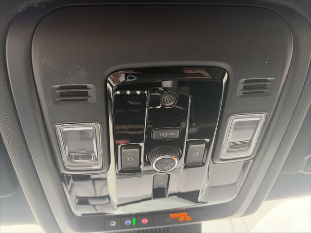 New 2026 GMC Yukon Elevation image 25