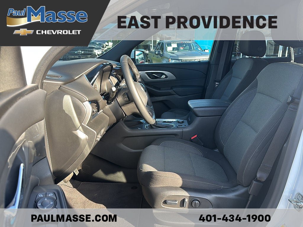 Certified 2023 Chevrolet Traverse LT w/ Rear Camera Mirror Package AWD/4WD image 17