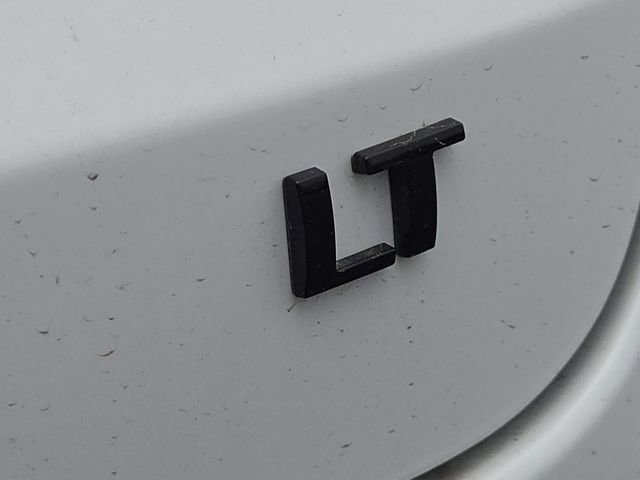 New 2026 Chevrolet Trax LT w/ Driver Confidence Package FWD image 5
