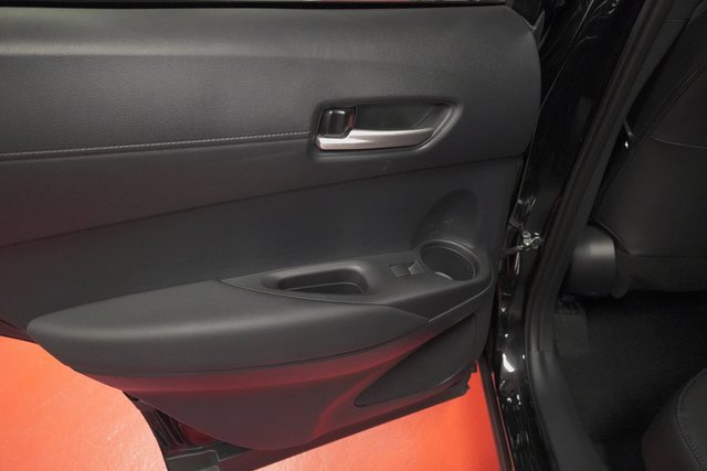 Certified 2024 Toyota Corolla Cross XSE image 23