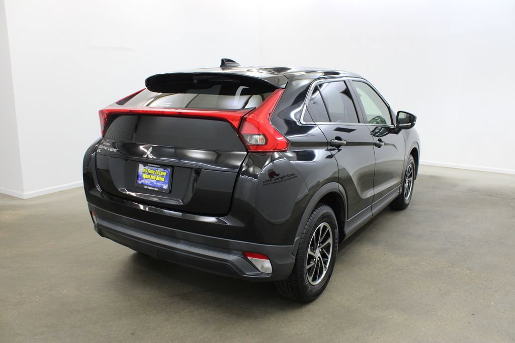 Used 2020 Mitsubishi Eclipse Cross ES FWD image 5