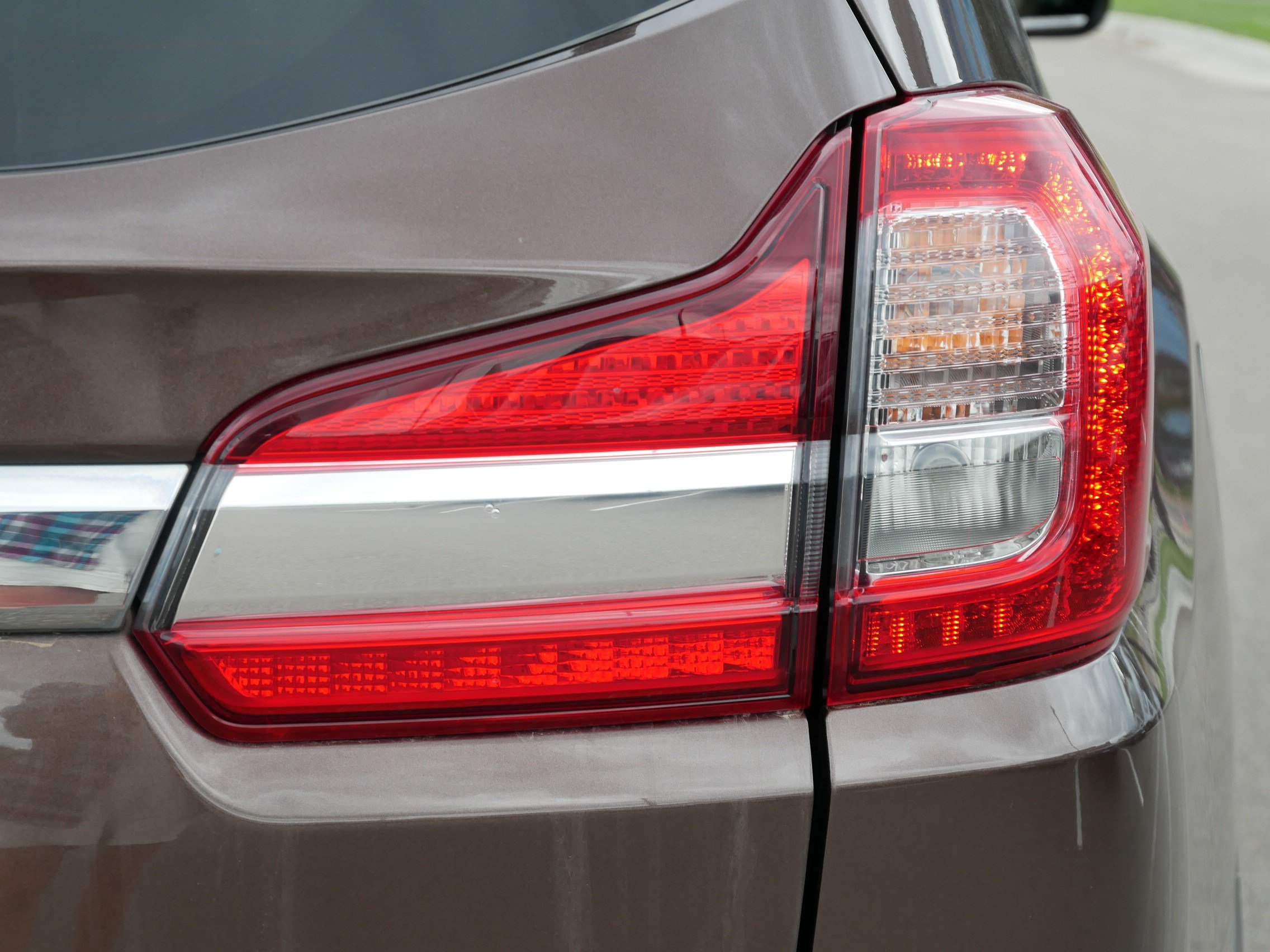 Used 2019 Subaru Ascent Premium AWD/4WD image 17