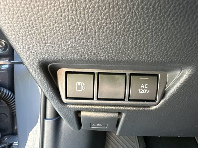 New 2026 Toyota Prius Plug-In Hybrid FWD image 27