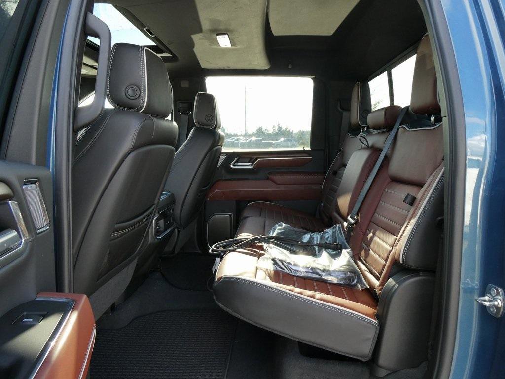 New 2026 GMC Sierra 2500 Denali Ultimate image 16