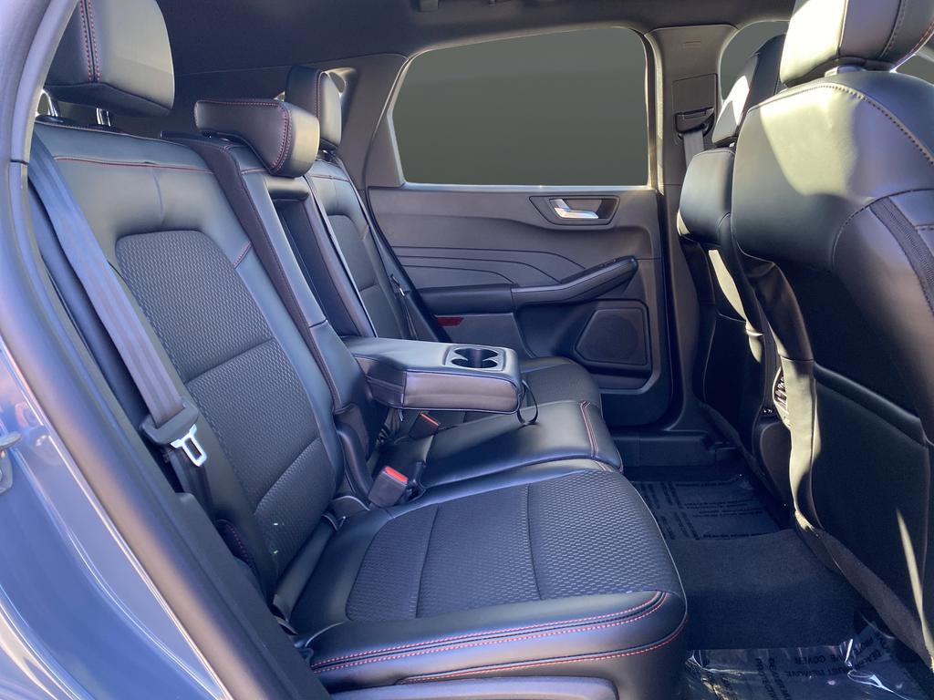 New 2026 Ford Escape ST-Line w/ Tech Pack #1 image 38