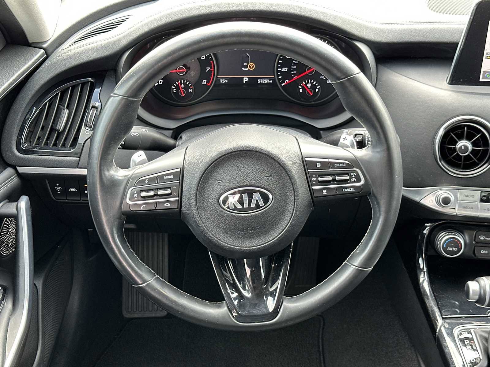 Used 2019 Kia Stinger Premium image 11