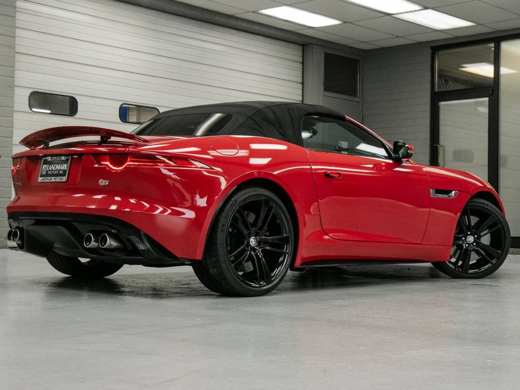 Used 2014 Jaguar F-TYPE S RWD image 31
