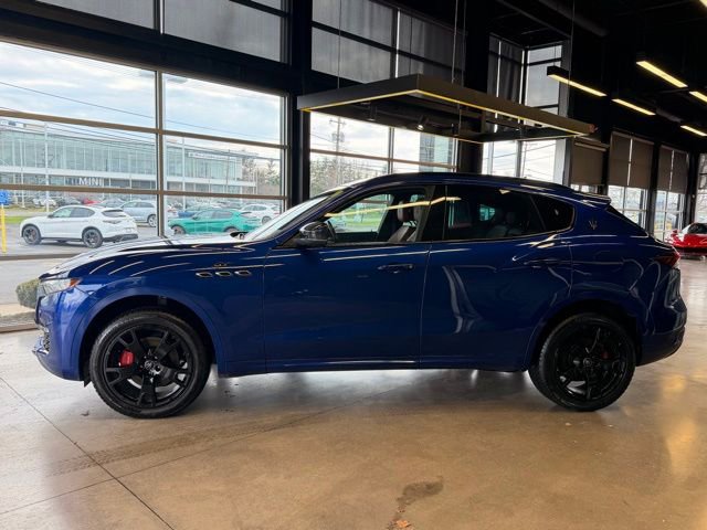Used 2022 Maserati Levante GT image 3