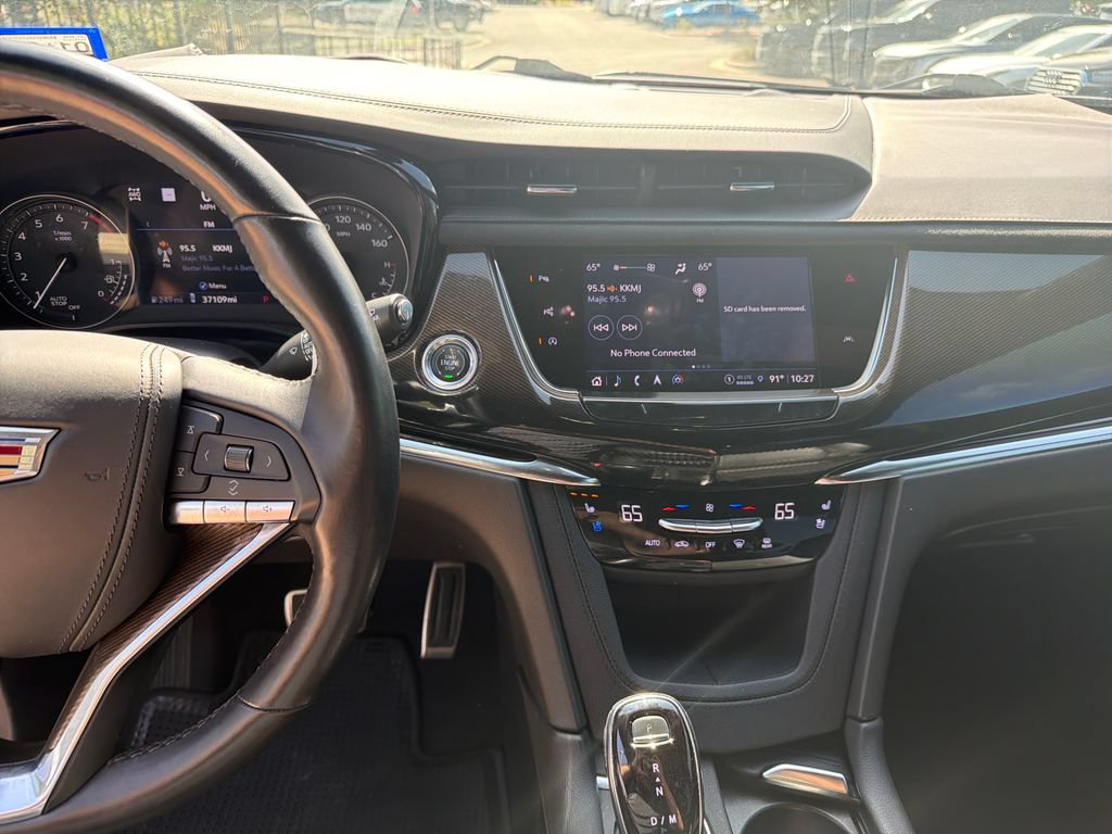 Certified 2023 Cadillac XT6 Sport w/ Platinum Package AWD/4WD image 23