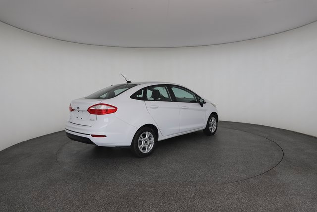 Used 2016 Ford Fiesta SE image 18