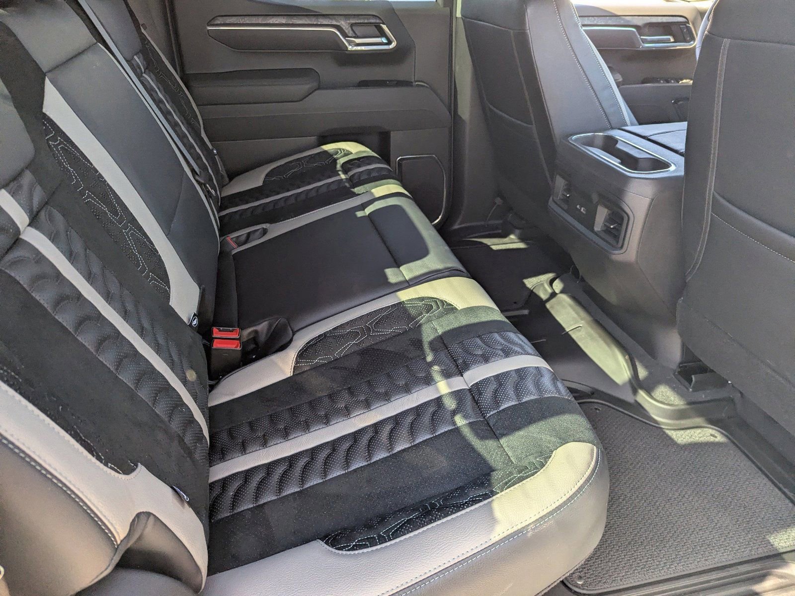 Used 2025 Chevrolet Silverado 1500 RST w/ Convenience Package II image 14