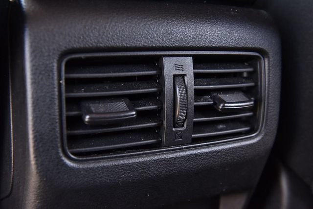 Used 2023 Nissan Rogue SV AWD/4WD image 21