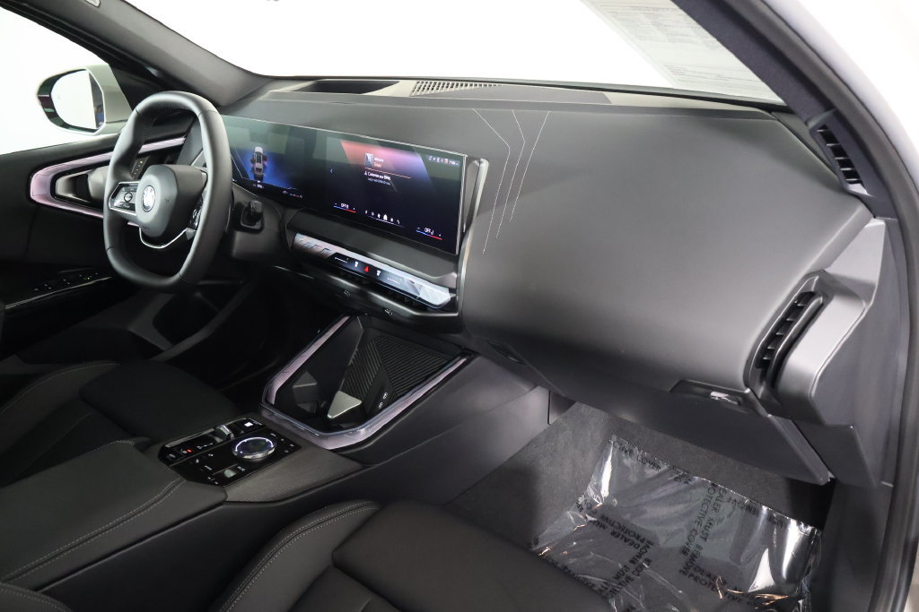 Certified 2026 BMW X3 xDrive30i w/ Premium Package AWD/4WD image 9