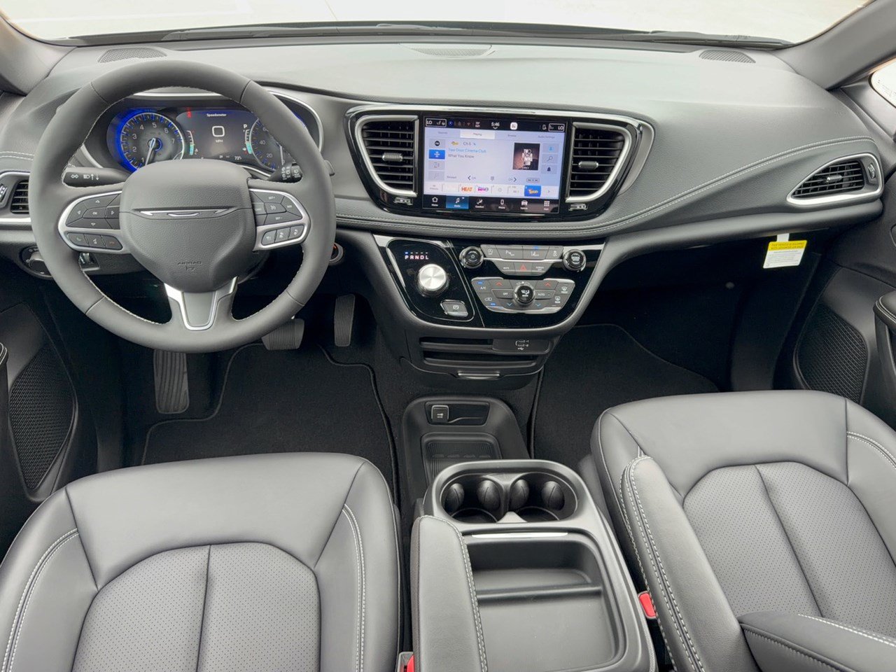 New 2027 Chrysler Pacifica Select FWD image 17