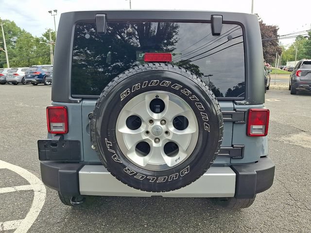 Used 2014 Jeep Wrangler Sahara w/ Connectivity Group AWD/4WD image 5