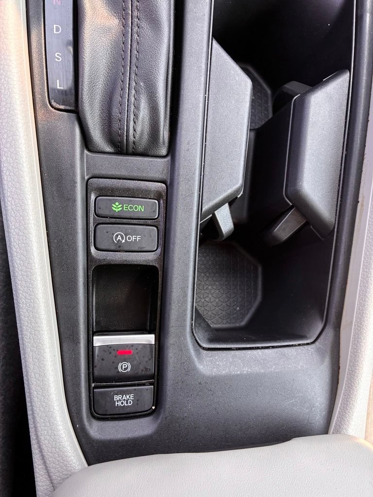 Used 2023 Honda Accord EX image 35