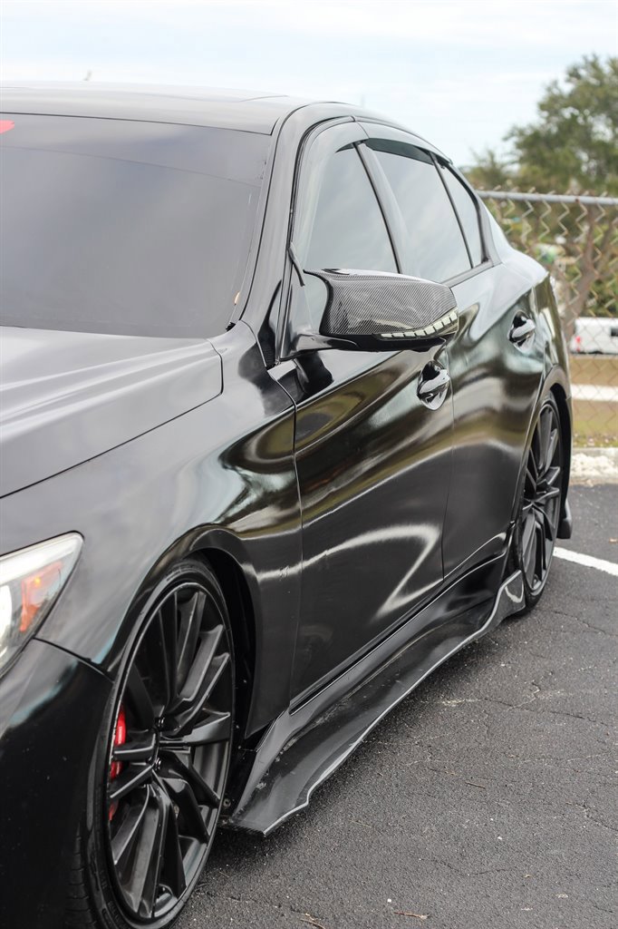 Used 2014 INFINITI Q50 Sport w/ Deluxe Touring Package image 8