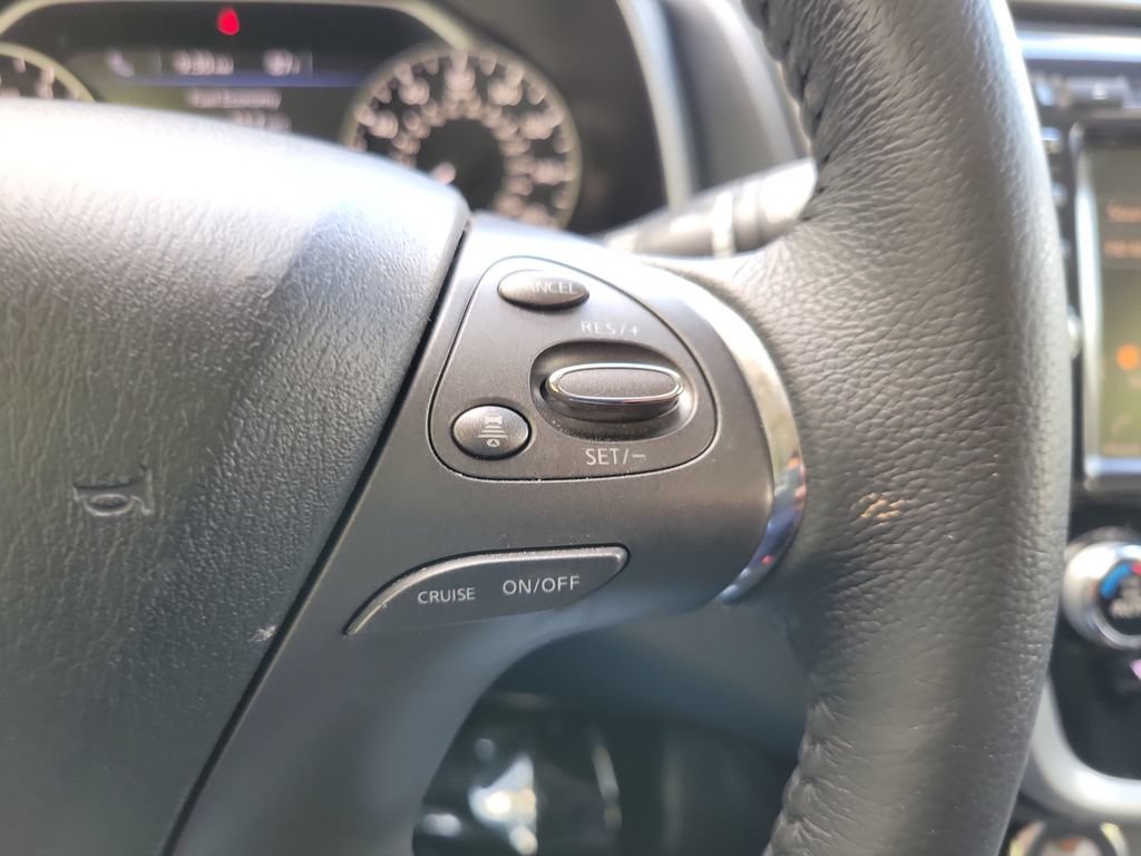 Used 2020 Nissan Murano SV FWD image 20