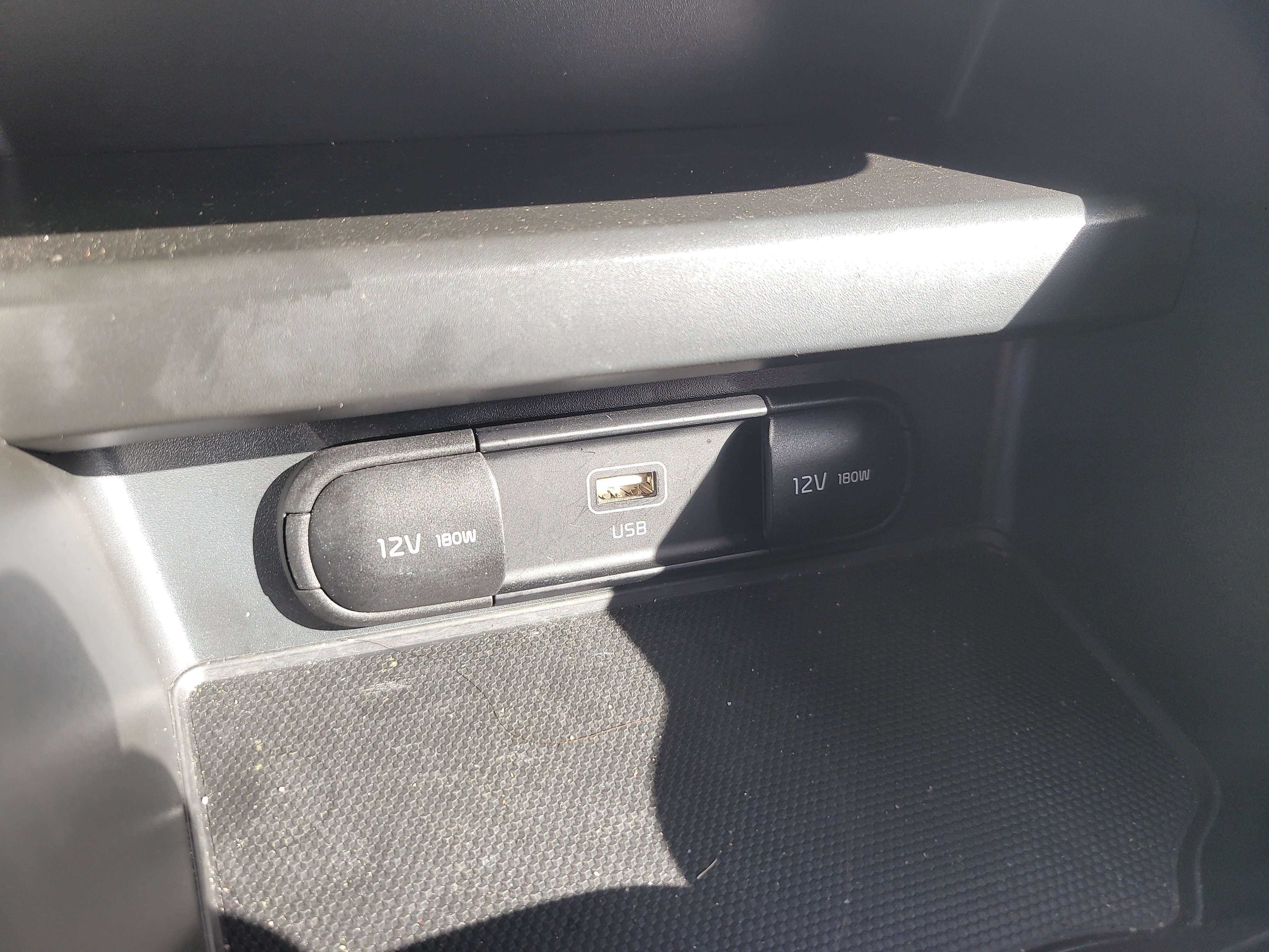 Used 2023 Kia Soul LX FWD image 23