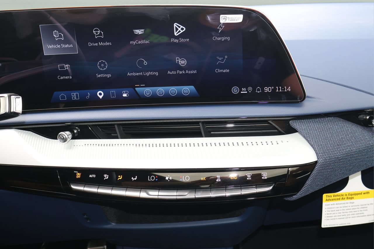 New 2027 Cadillac Optiq Premium Luxury AWD/4WD image 24