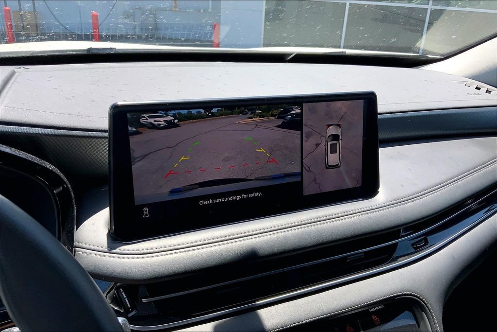 Used 2024 INFINITI QX60 Luxe w/ Cargo Package AWD/4WD image 11