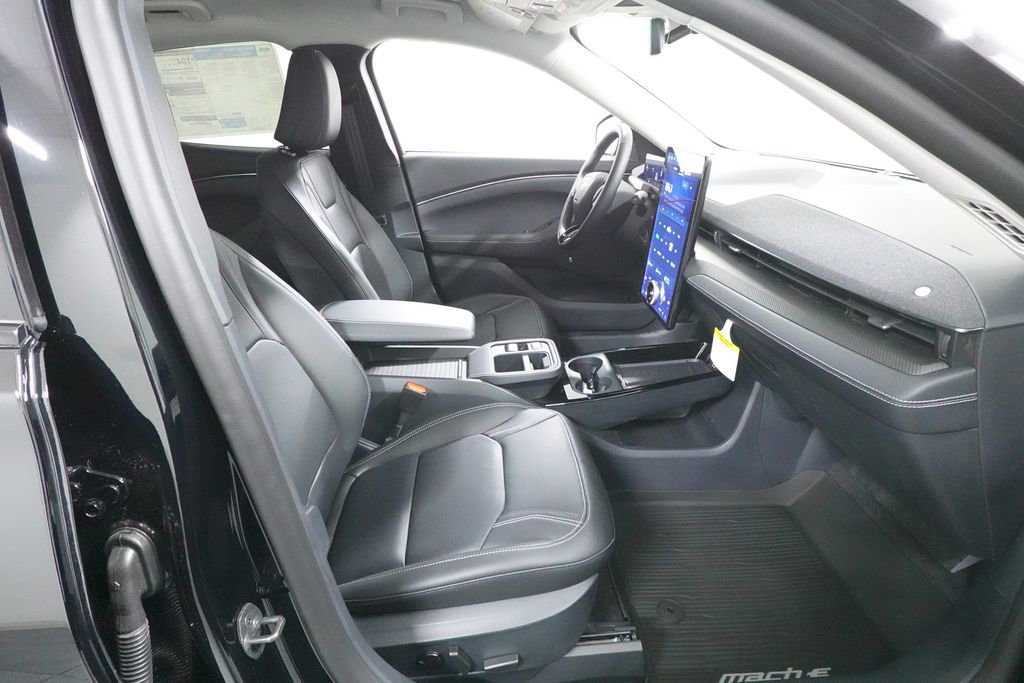 New 2026 Ford Mustang Mach-E Premium AWD/4WD image 32