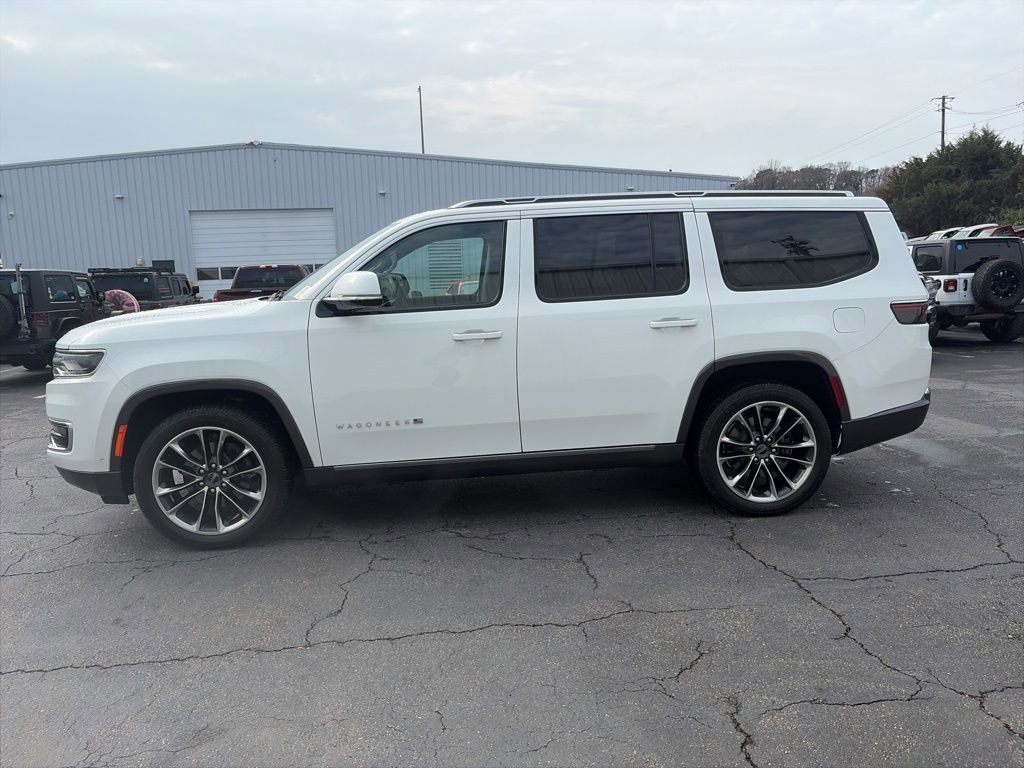 Used 2022 Jeep Wagoneer Series III w/ Premium Group I image 4