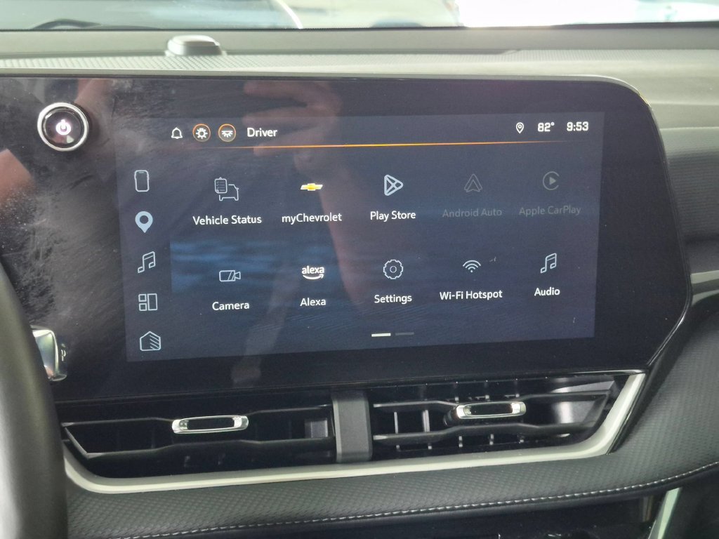 Used 2025 Chevrolet Equinox LT FWD image 16