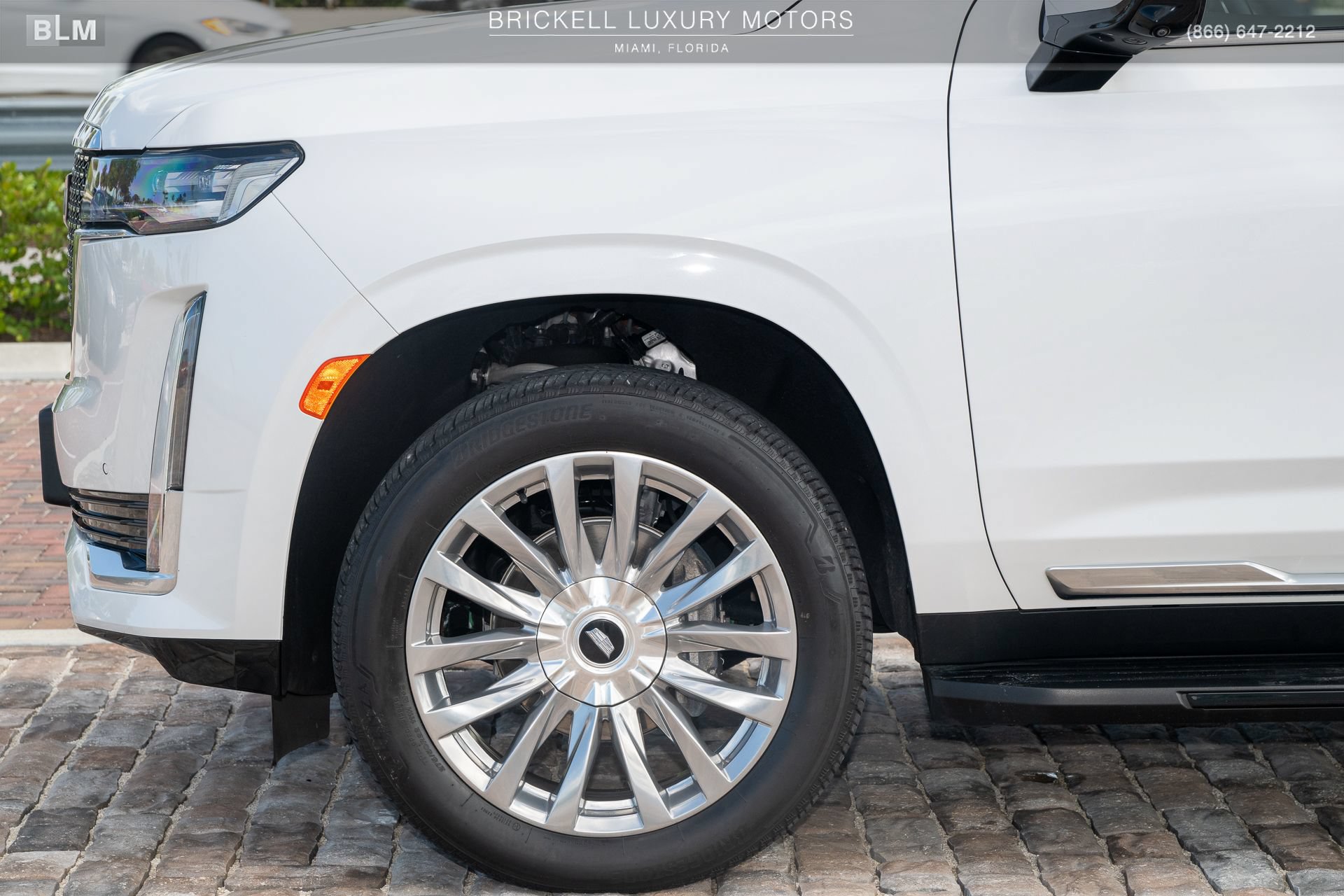 Used 2024 Cadillac Escalade ESV Luxury AWD/4WD image 50
