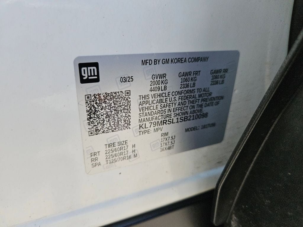 Used 2025 Chevrolet TrailBlazer LT AWD/4WD image 30