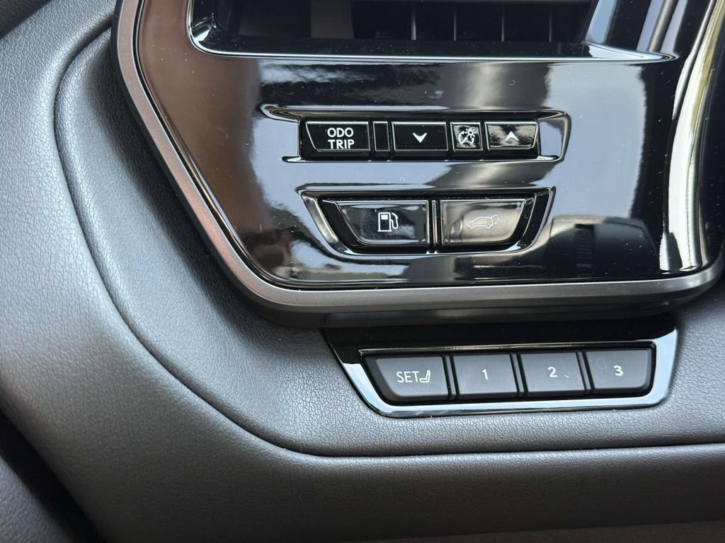 Used 2025 Lexus TX 350 AWD w/ Technology Package image 23