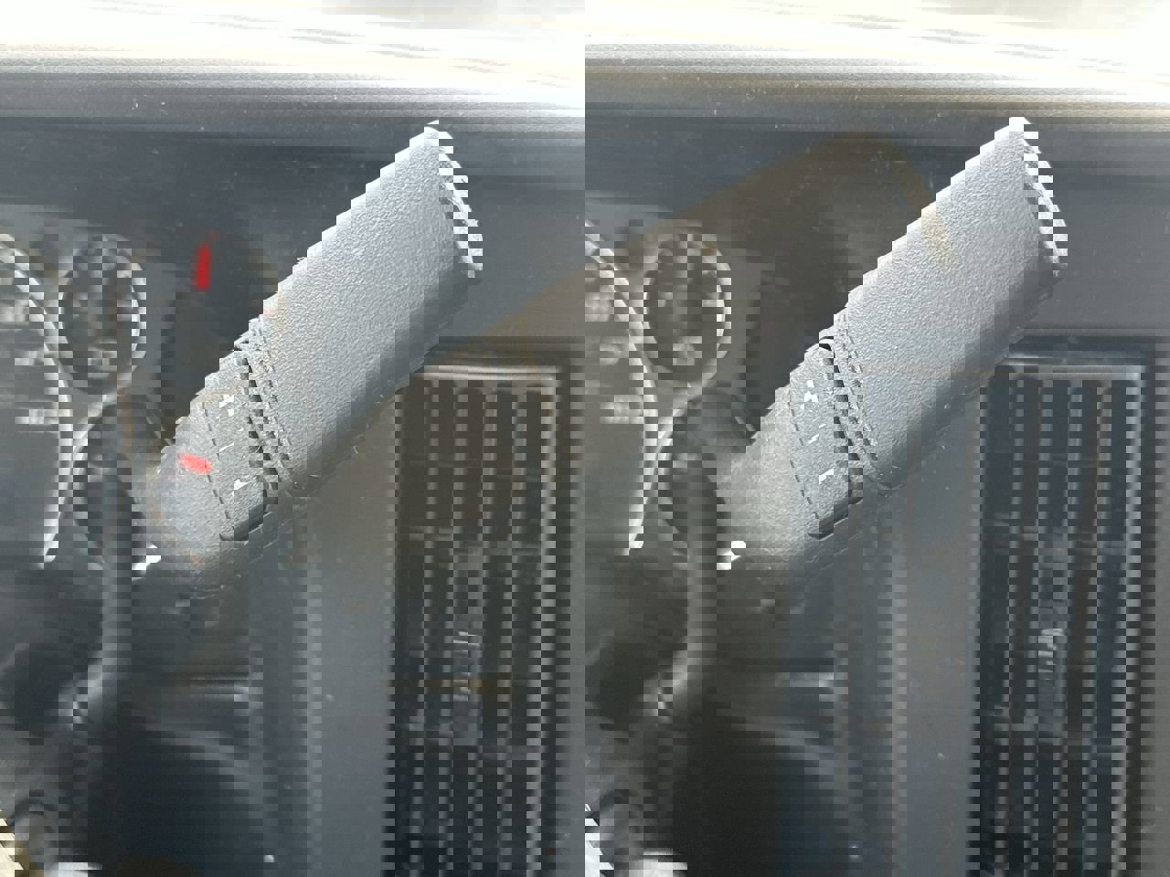 Used 2014 Chevrolet Express 3500 image 18