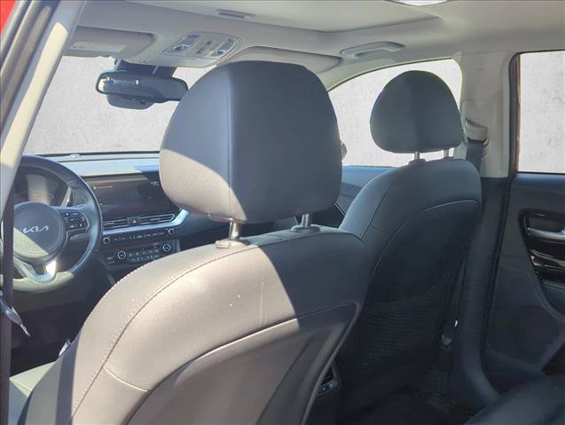 Used 2022 Kia Niro Touring Special Edition FWD image 27