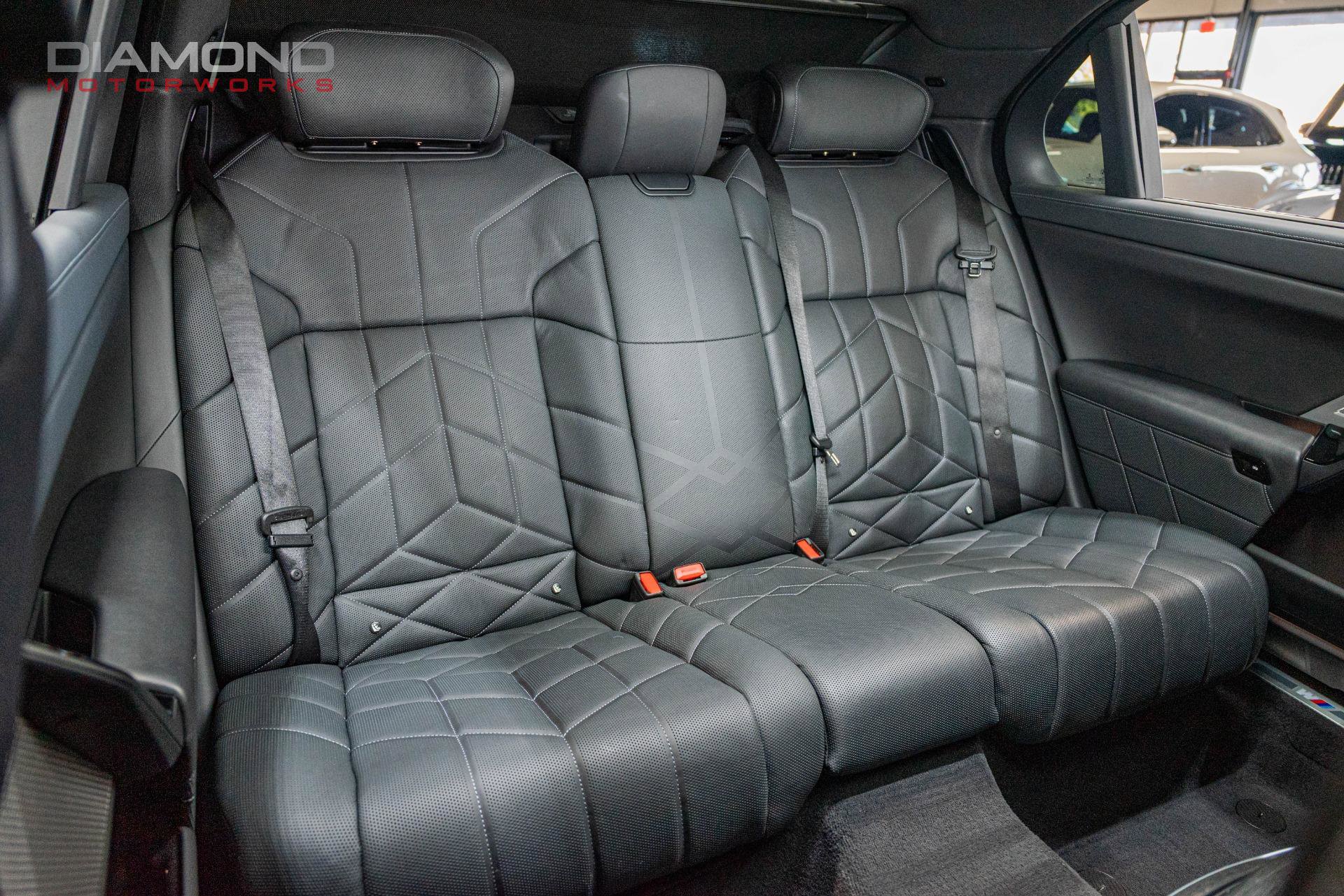 Used 2023 BMW i7 xDrive60 image 20