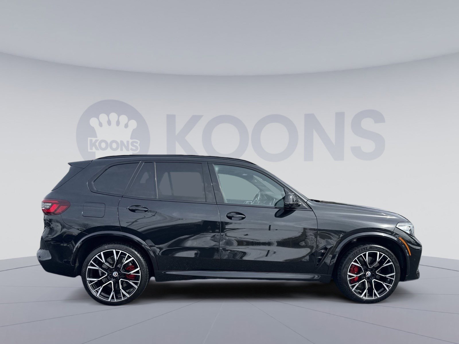 Used 2023 BMW X5 M w/ Competition Package image 8