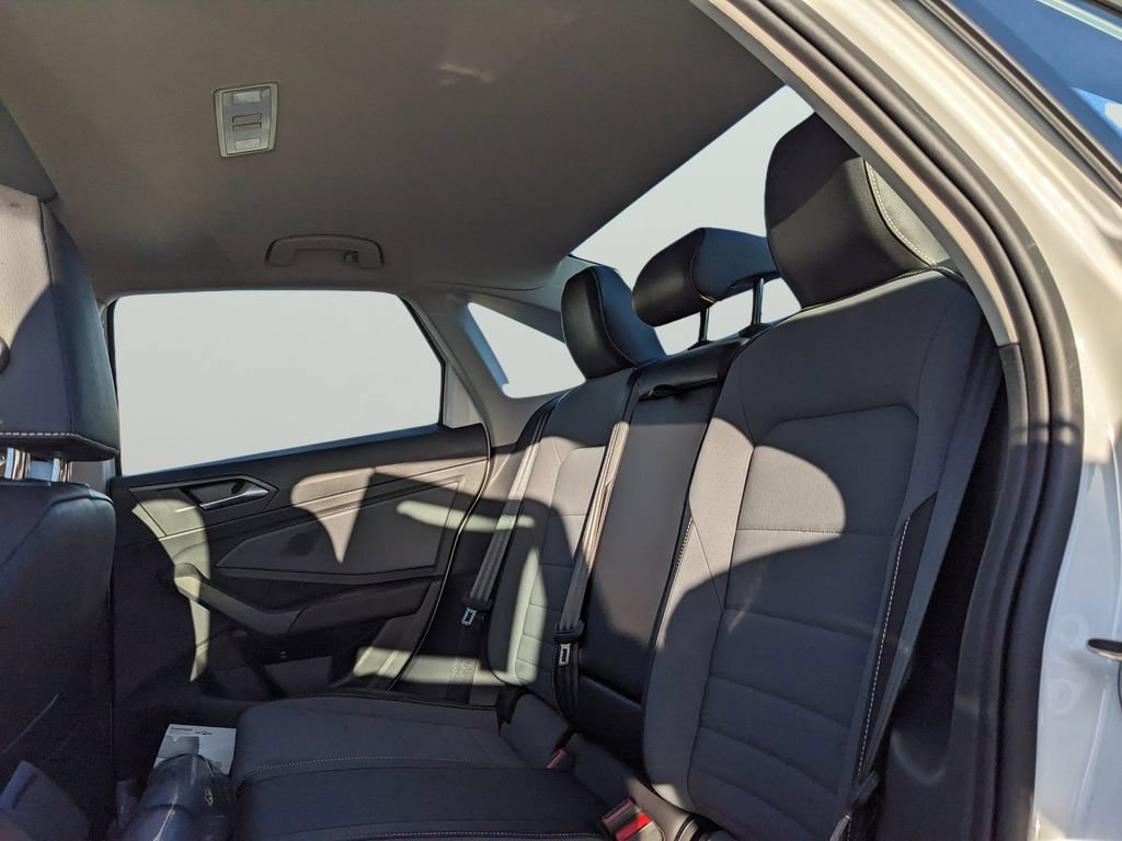 New 2026 Volkswagen Jetta SE FWD image 14