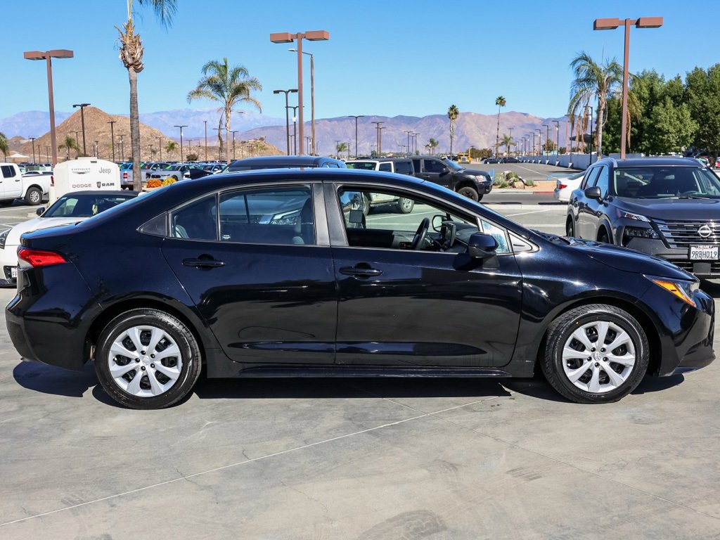 Used 2024 Toyota Corolla LE image 3