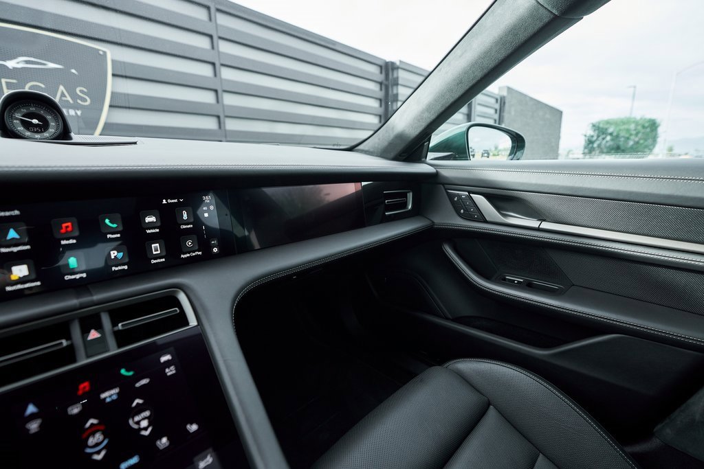 Used 2025 Porsche Taycan Turbo S w/ Premium Package image 80