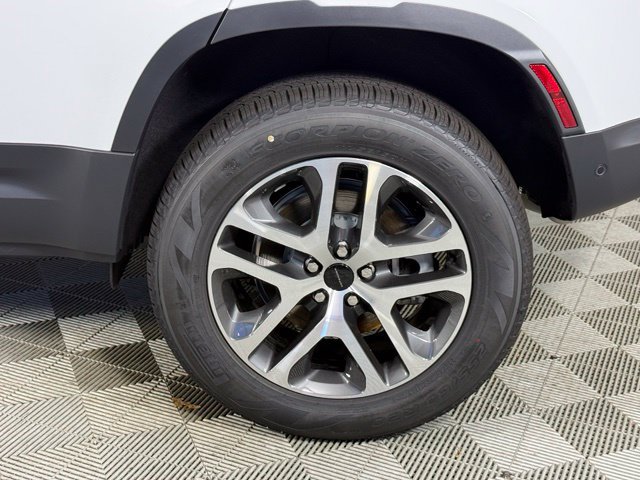 New 2026 Land Rover Defender 110 S AWD/4WD image 11