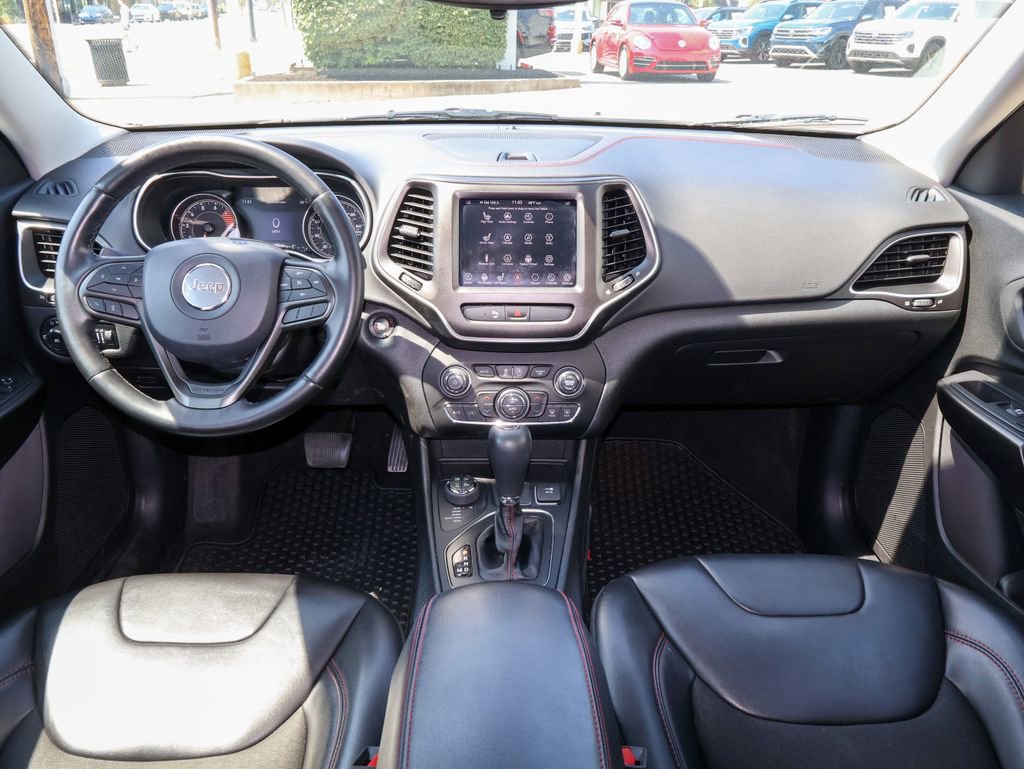 Used 2020 Jeep Cherokee Trailhawk w/ Cold Weather Group AWD/4WD image 15