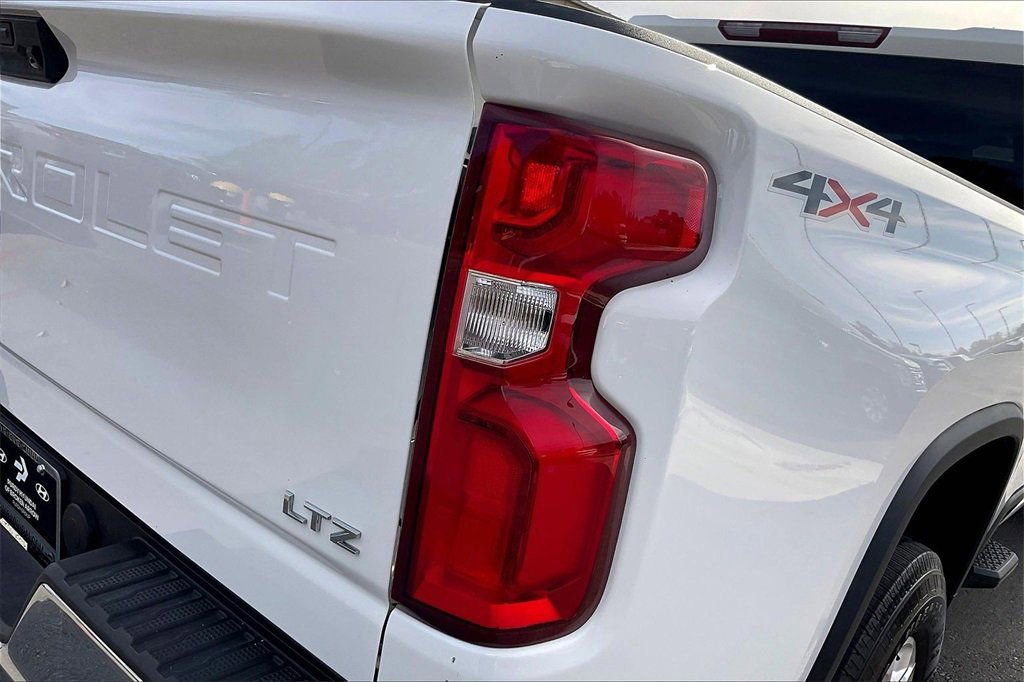 Used 2024 Chevrolet Silverado 2500 LTZ image 38
