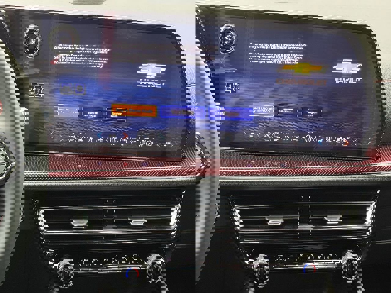 New 2026 Chevrolet Traverse RS image 15