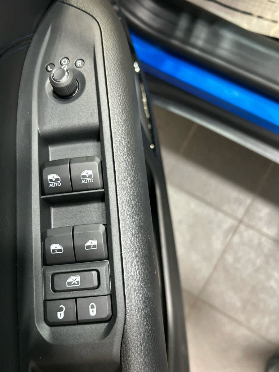 New 2026 Jeep Compass Latitude AWD/4WD image 25