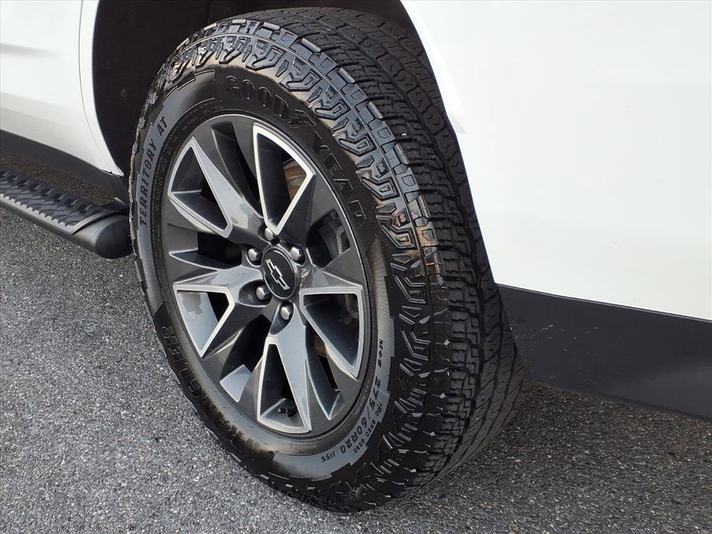 Used 2024 Chevrolet Tahoe Z71 w/ Luxury Package image 11
